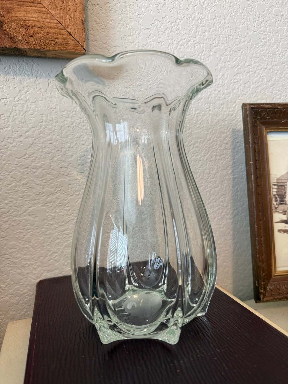 Vintage Clear Glass Vase Scalloped Ruffled Rim Heavy Ribbed Footed Flower Vase